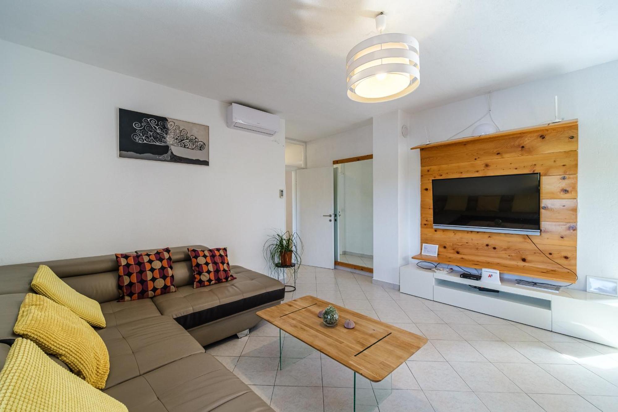Vila Tudor Bobovisca Extérieur photo